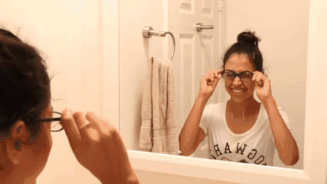 不戴眼镜就是好看